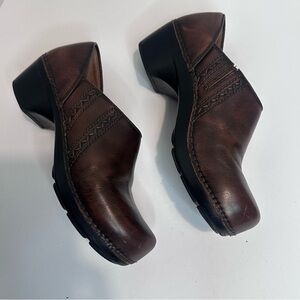 Dansko women’s Dark Brown Slip-On clog